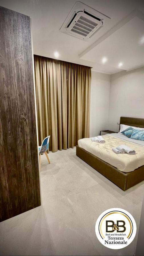 B&B Terrazza Nazionale Napoli Ngoại thất bức ảnh